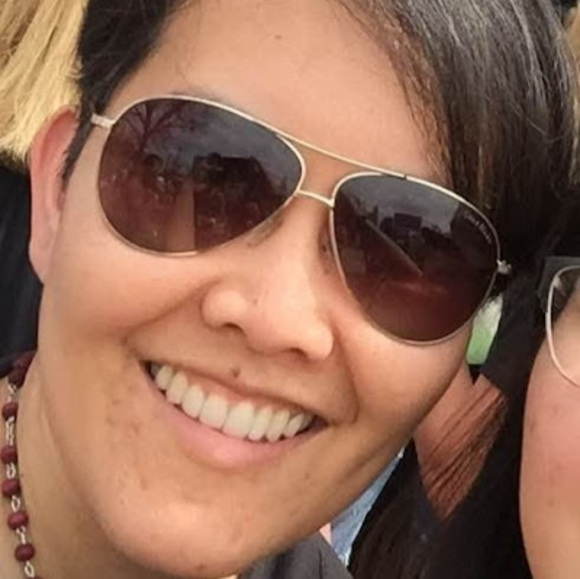 Meet your Posher, Gigi - Picture 1 of 1